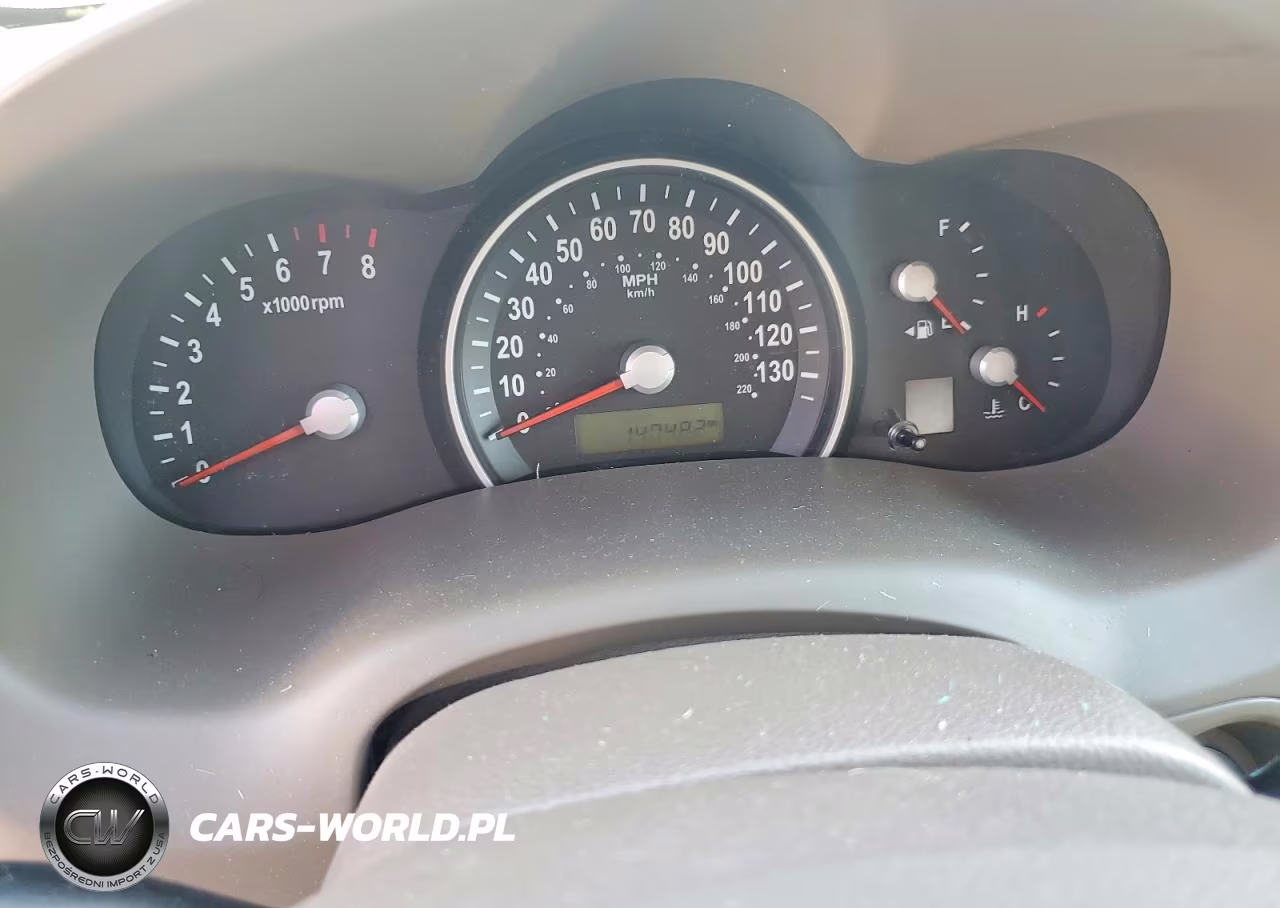 2008 Kia Sedona Lx VIN:KNDMB233686211550 - 9