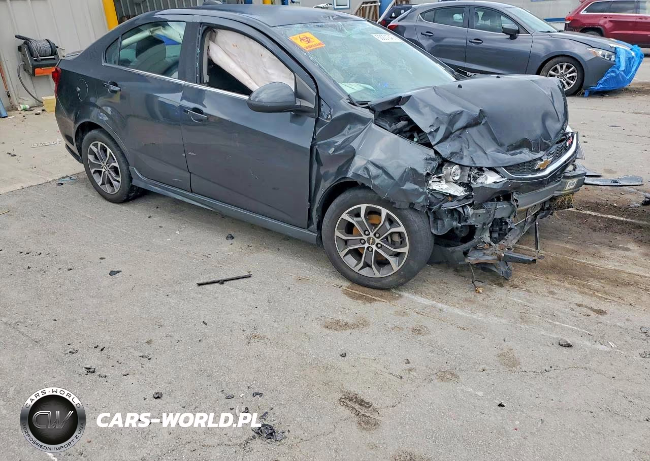 2017 Chevrolet Sonic Lt VIN:1G1JD5SG2H4156036 - 4