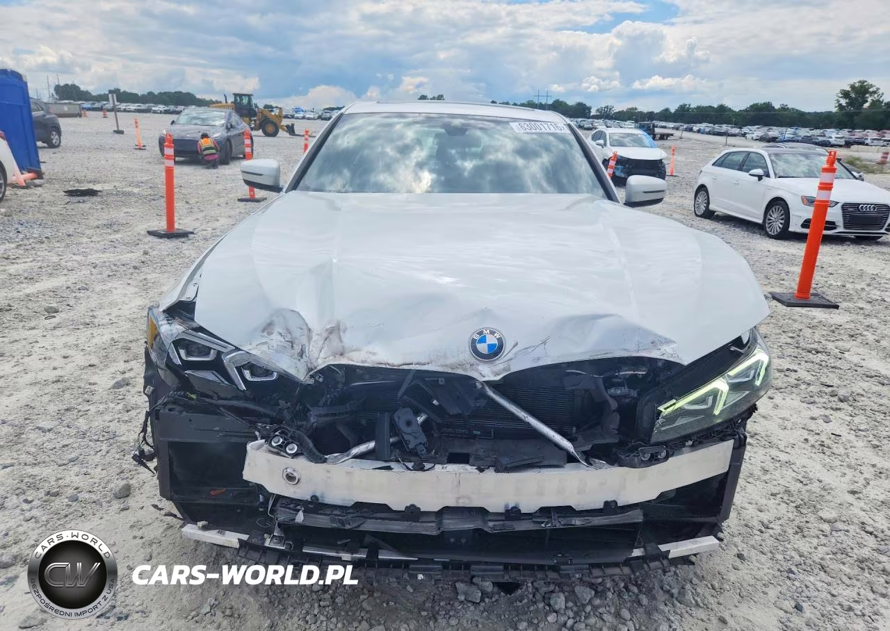 2024 BMW 330I VIN:3MW69FF00R8E24644 - 5