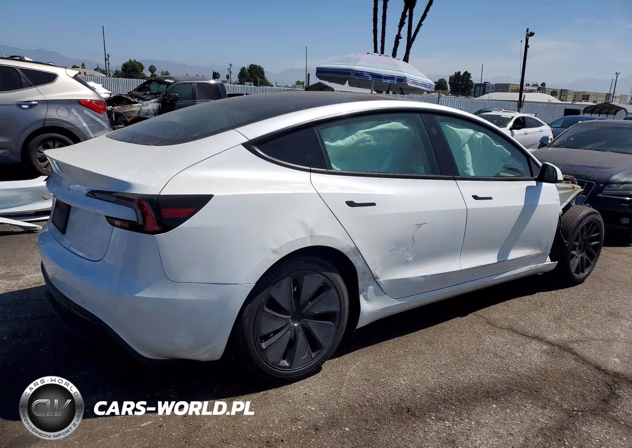 2025 Tesla Model 3 VIN:5YJ3E1EA2SF918214 - 3