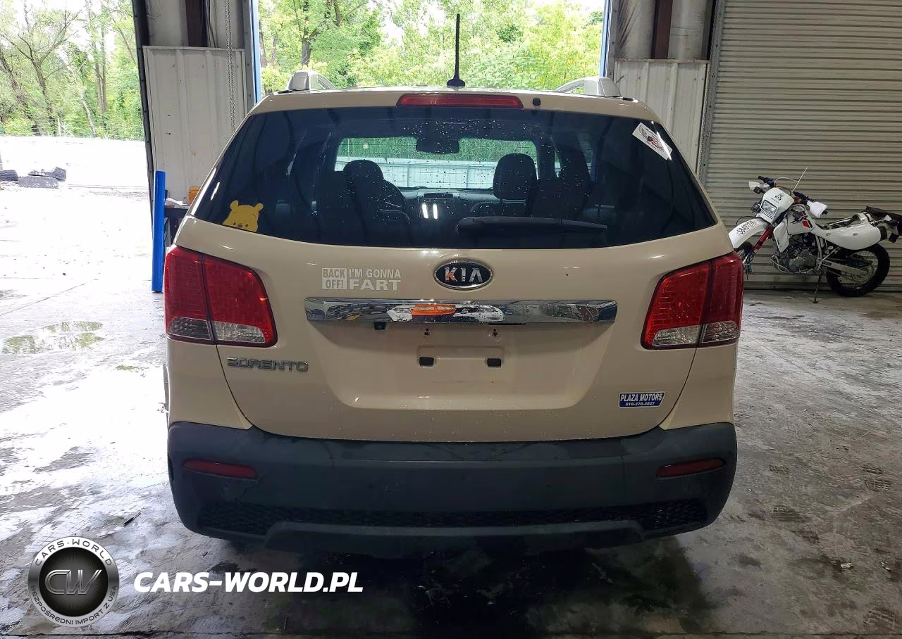 2011 Kia Sorento Lx VIN:5XYKTDA12BG054105 - 6