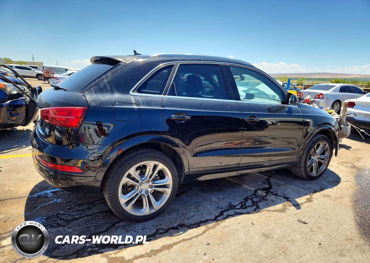 2018 Audi Q3 Premium Plus VIN:WA1JCCFS1JR005172 - 3