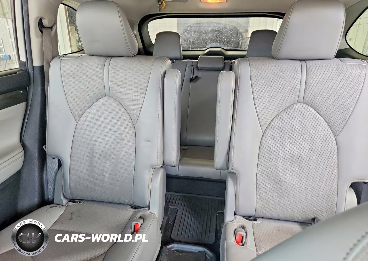 2022 Toyota Highlander Limited VIN:5TDDZRBH9NS165807 - 10