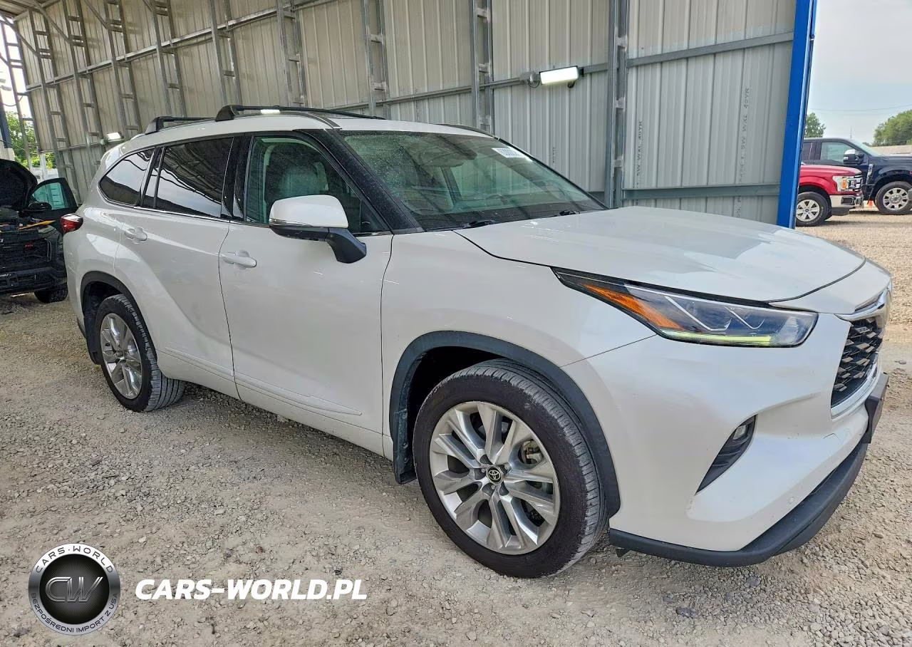 2022 Toyota Highlander Limited VIN:5TDDZRBH9NS165807 - 4