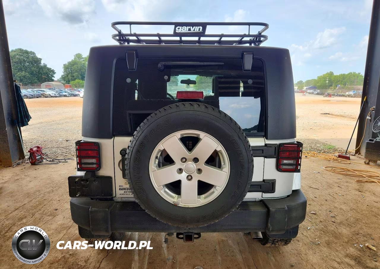 2007 Jeep Wrangler Sahara VIN:1J8FA54137L145526 - 6