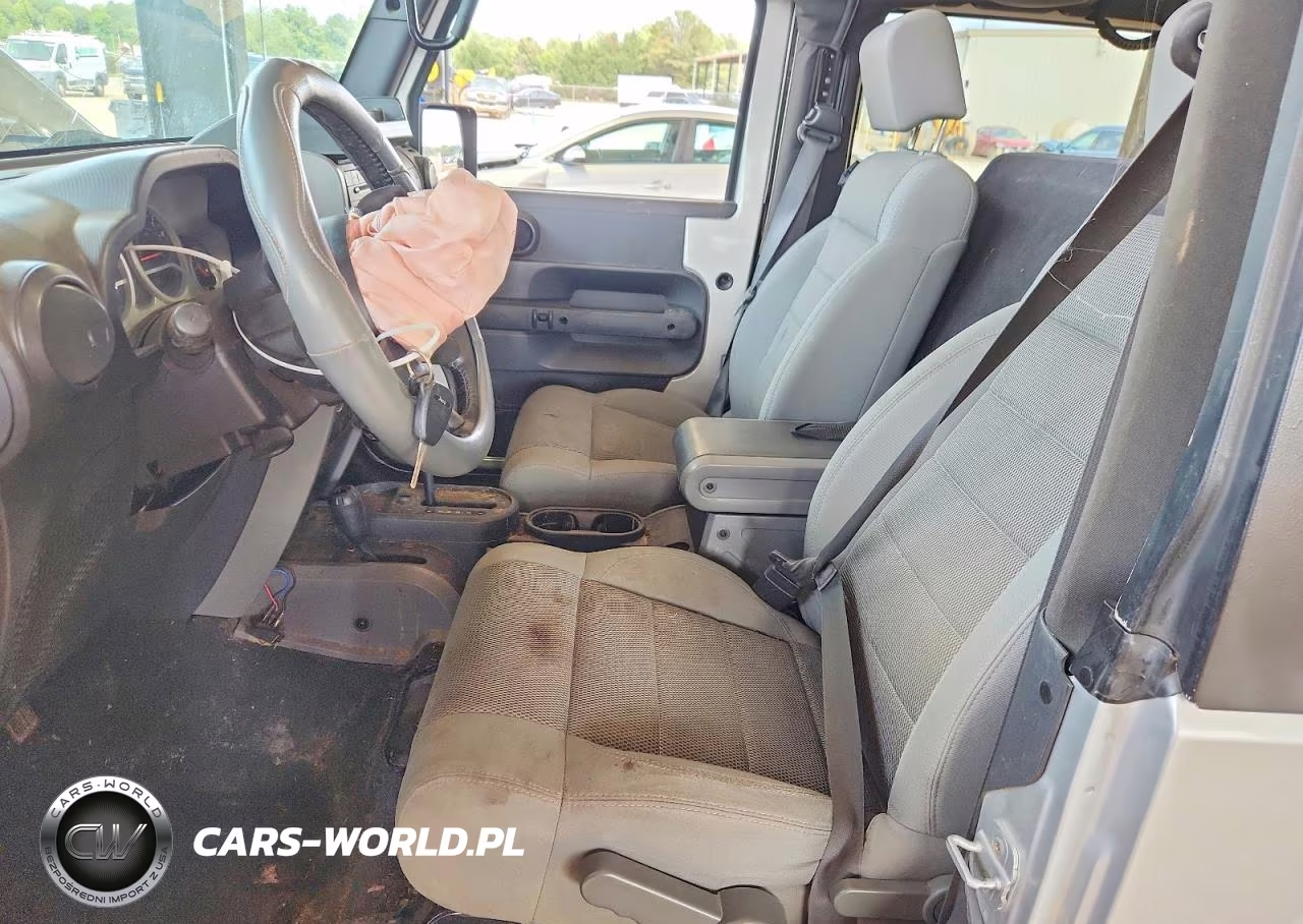 2007 Jeep Wrangler Sahara VIN:1J8FA54137L145526 - 7