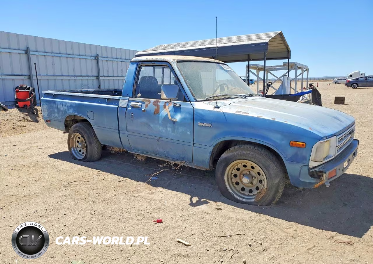 1982 Toyota Pickup VIN:JT4RN34R4C0048821 - 4
