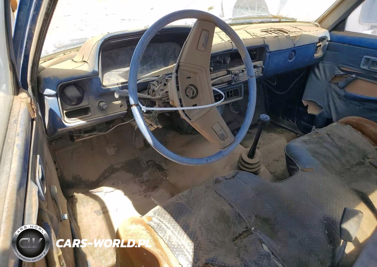 1982 Toyota Pickup VIN:JT4RN34R4C0048821 - 8