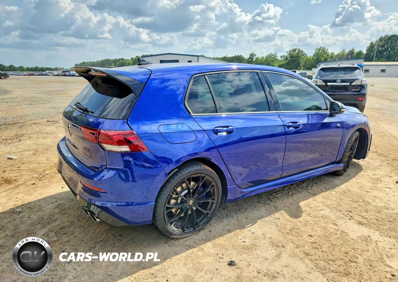 2026 Volkswagen Golf R VIN:WVWJF7CD2TW223717 - 3