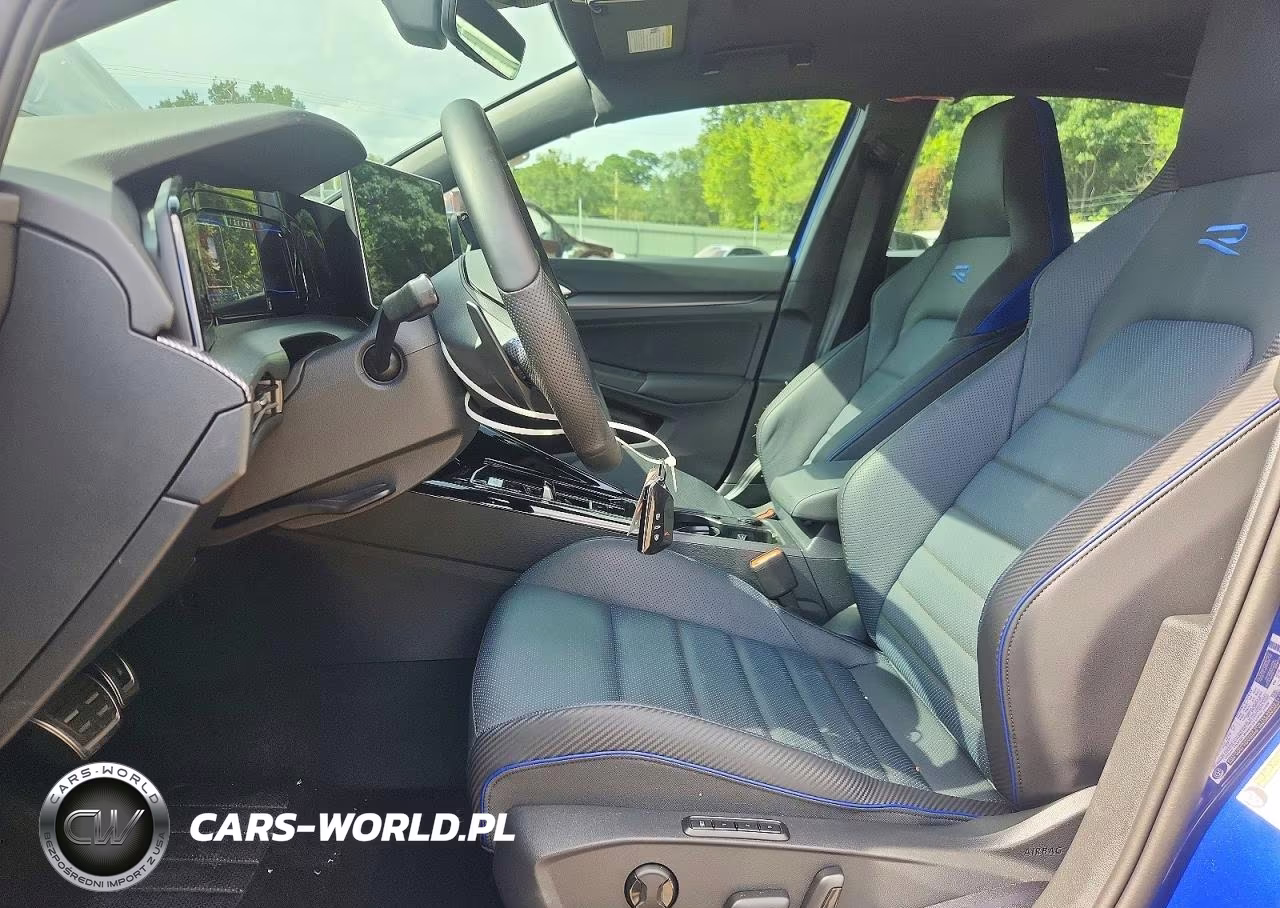 2026 Volkswagen Golf R VIN:WVWJF7CD2TW223717 - 7