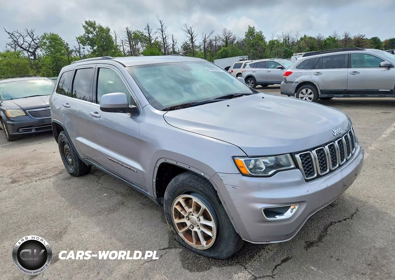 2019 Jeep Grand Cherokee Laredo VIN:1C4RJFAG0KC814749 - 4