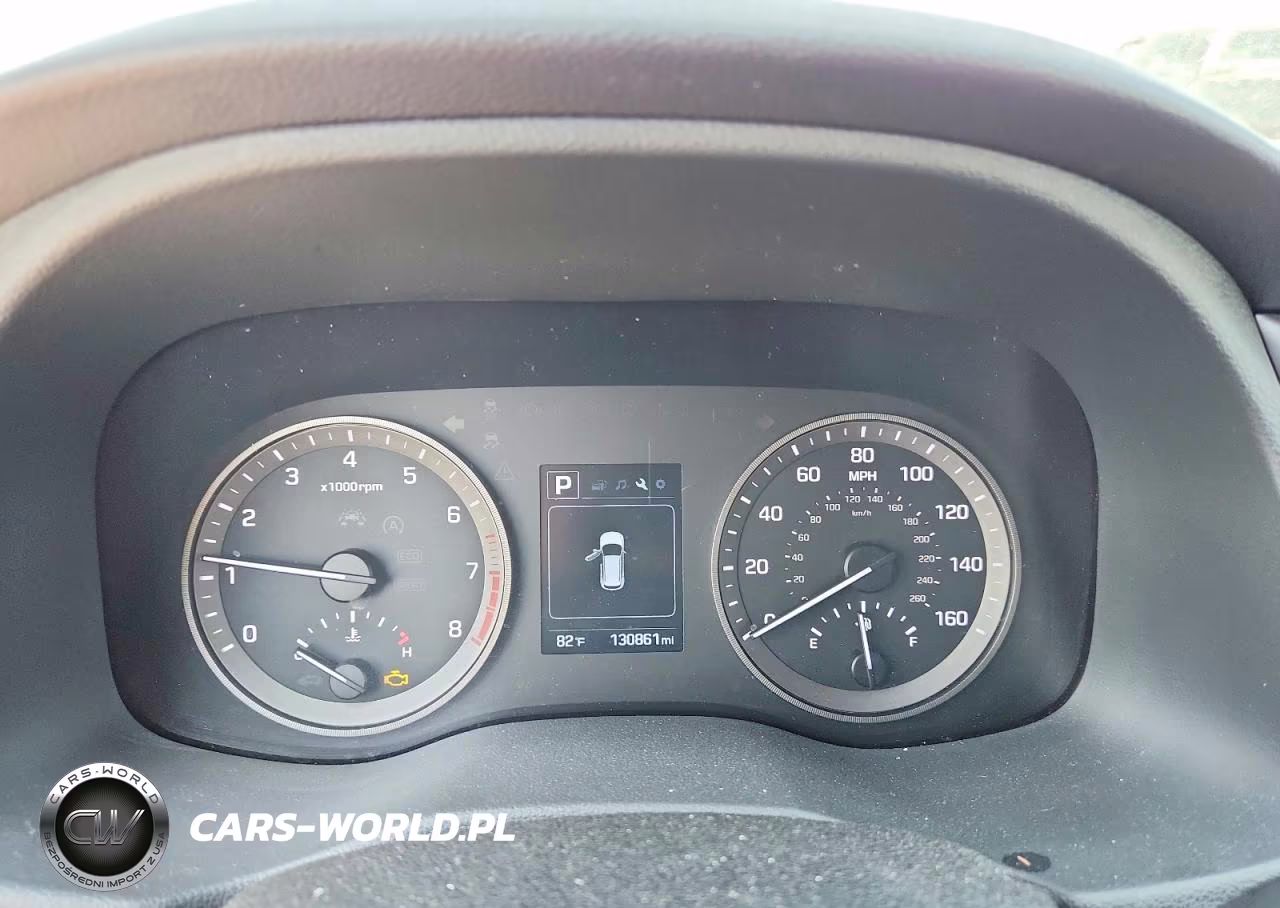 2017 Hyundai Tucson Value VIN:KM8J3CA2XHU570519 - 9