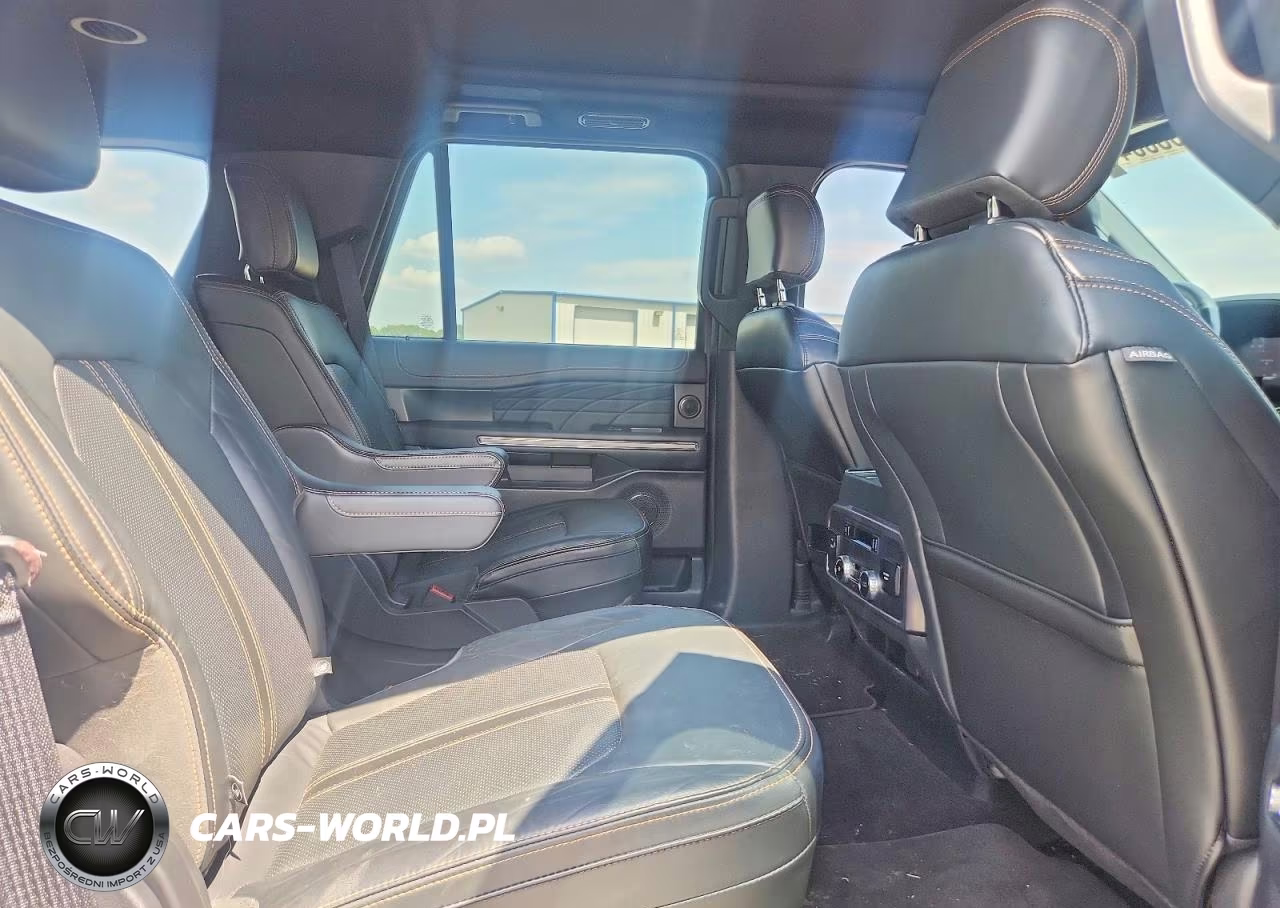 2022 Ford Expedition Platinum VIN:1FMJU1MT7NEA45803 - 11