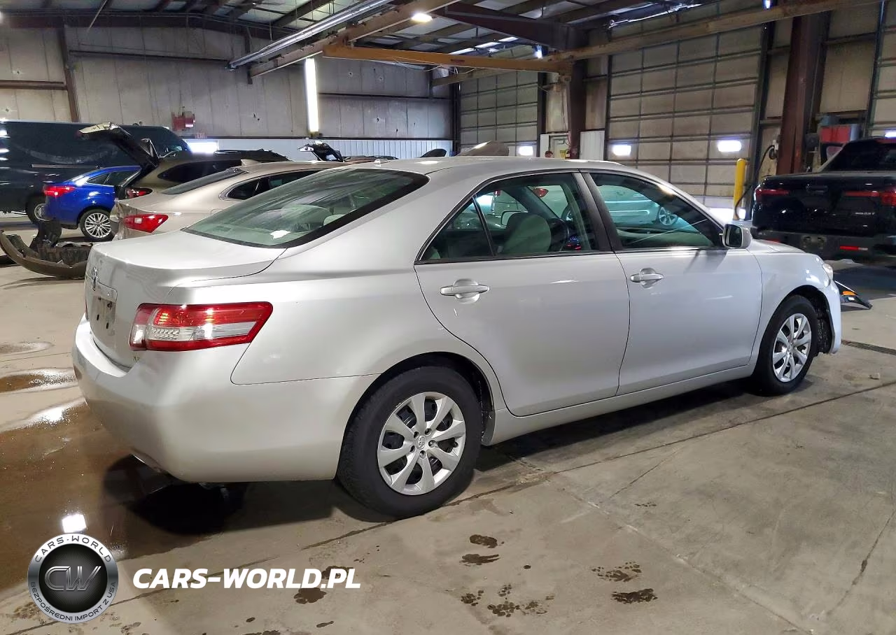2010 Toyota Camry Le VIN:4T4BF3EK9AR035845 - 3