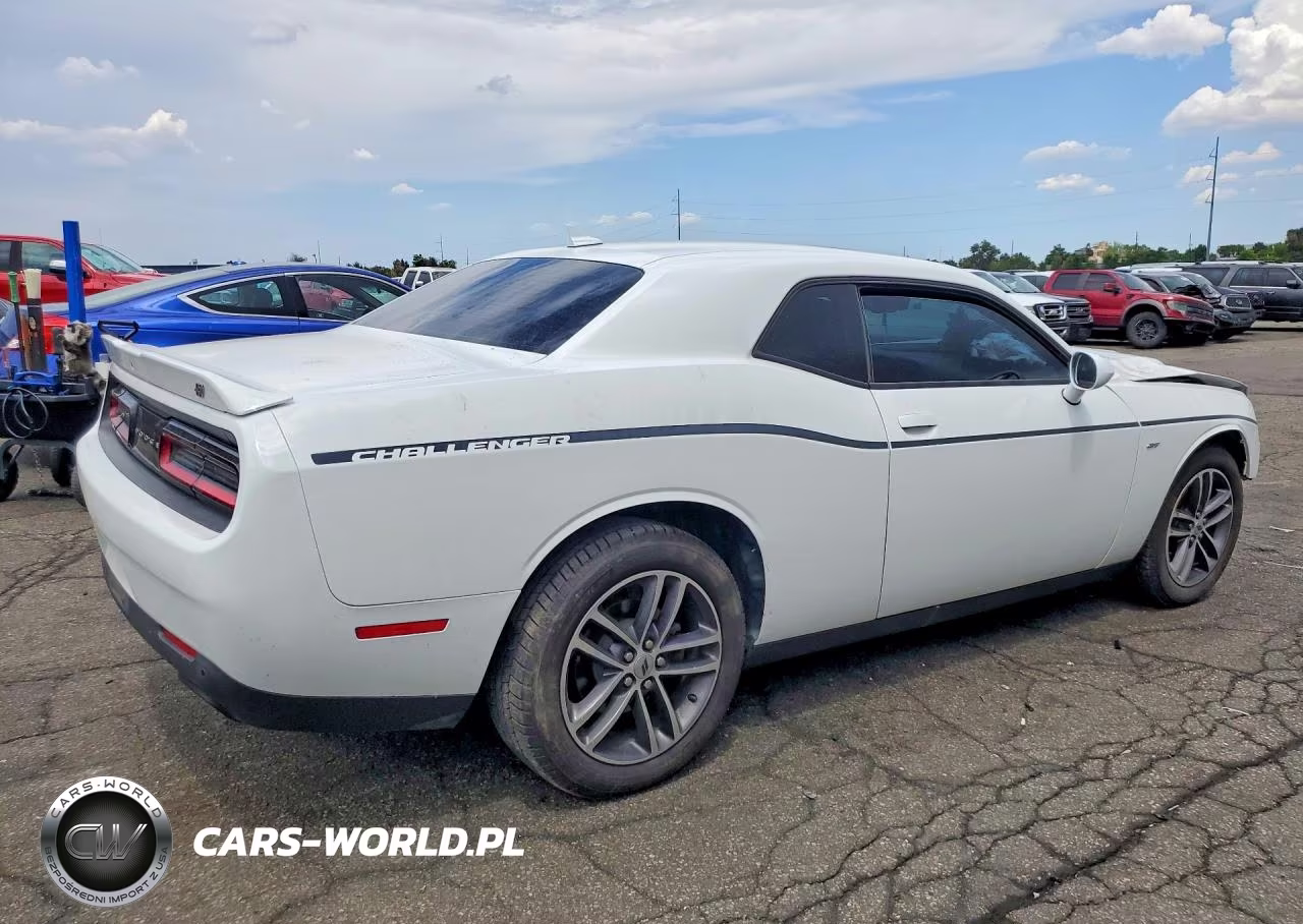 2018 Dodge Challenger Gt VIN:2C3CDZGG9JH255725 - 3