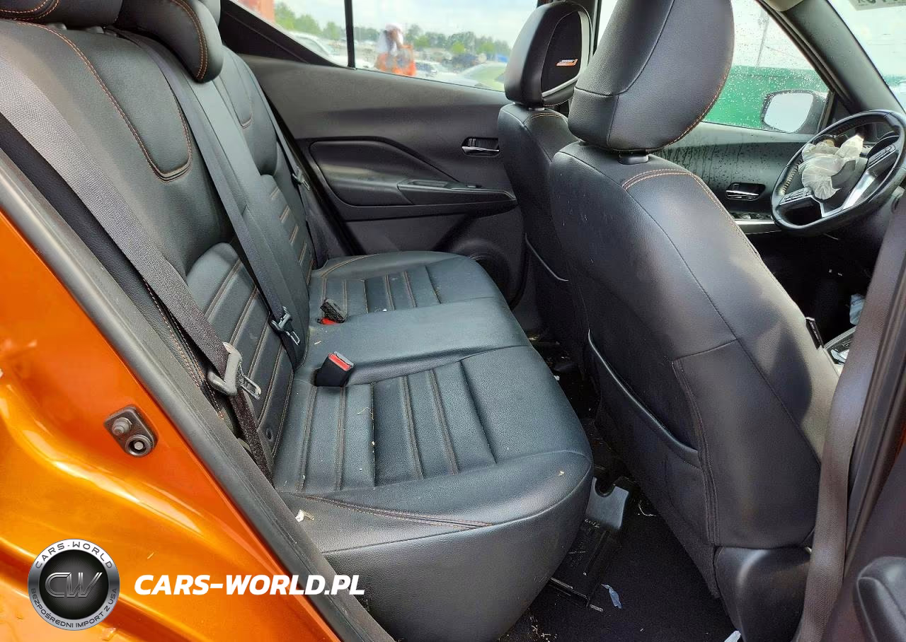 2019 Nissan Kicks Sr VIN:3N1CP5CU1KL568707 - 11