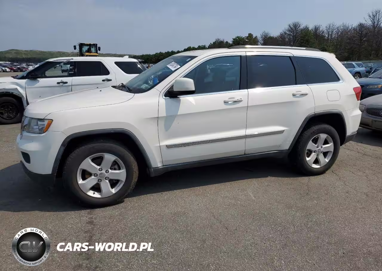 Główne zdjęcie 2011 Jeep Grand Cherokee Laredo