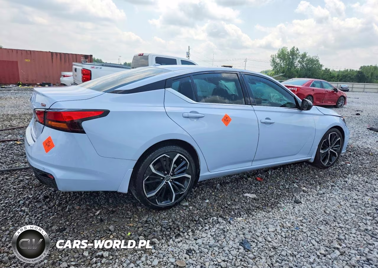 2023 Nissan Altima Sr VIN:1N4BL4CV0PN395086 - 3