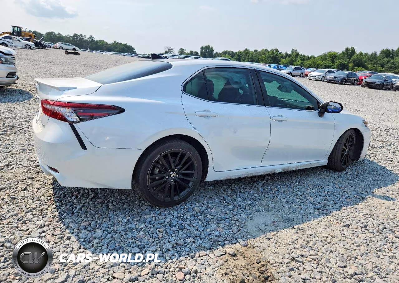 2021 Toyota Camry Xse VIN:4T1K61AK3MU521141 - 3