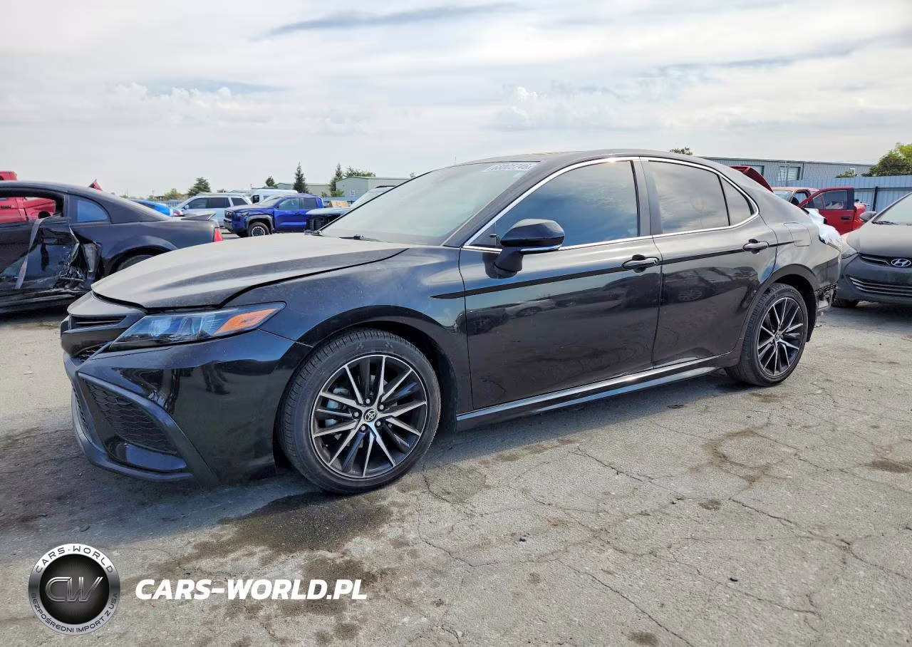 2021 Toyota Camry Se – zdjęcie 1 z 12