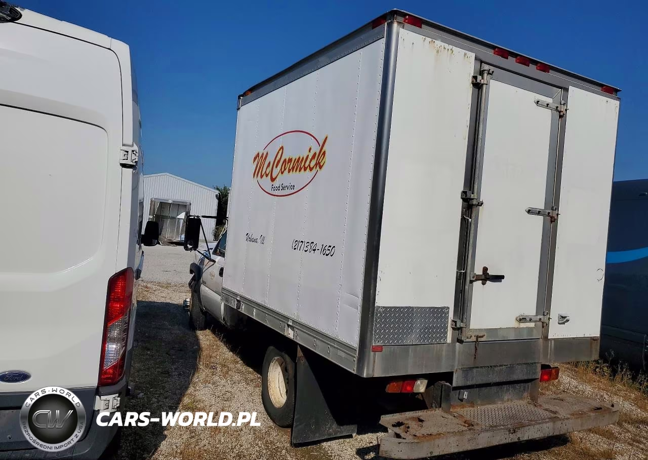 2003 Chevrolet Silverado C3500 Refrigerated Box Truck VIN:1GBJC34U43E189161 - 2