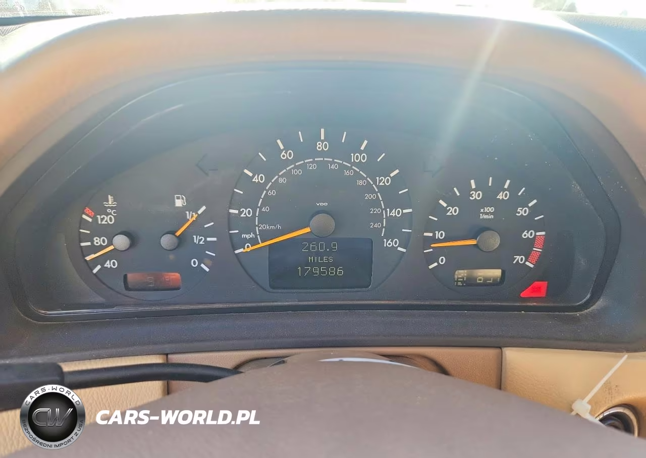 2001 Mercedes-Benz E 320 4Matic VIN:WDBJH82J91X048766 - 9