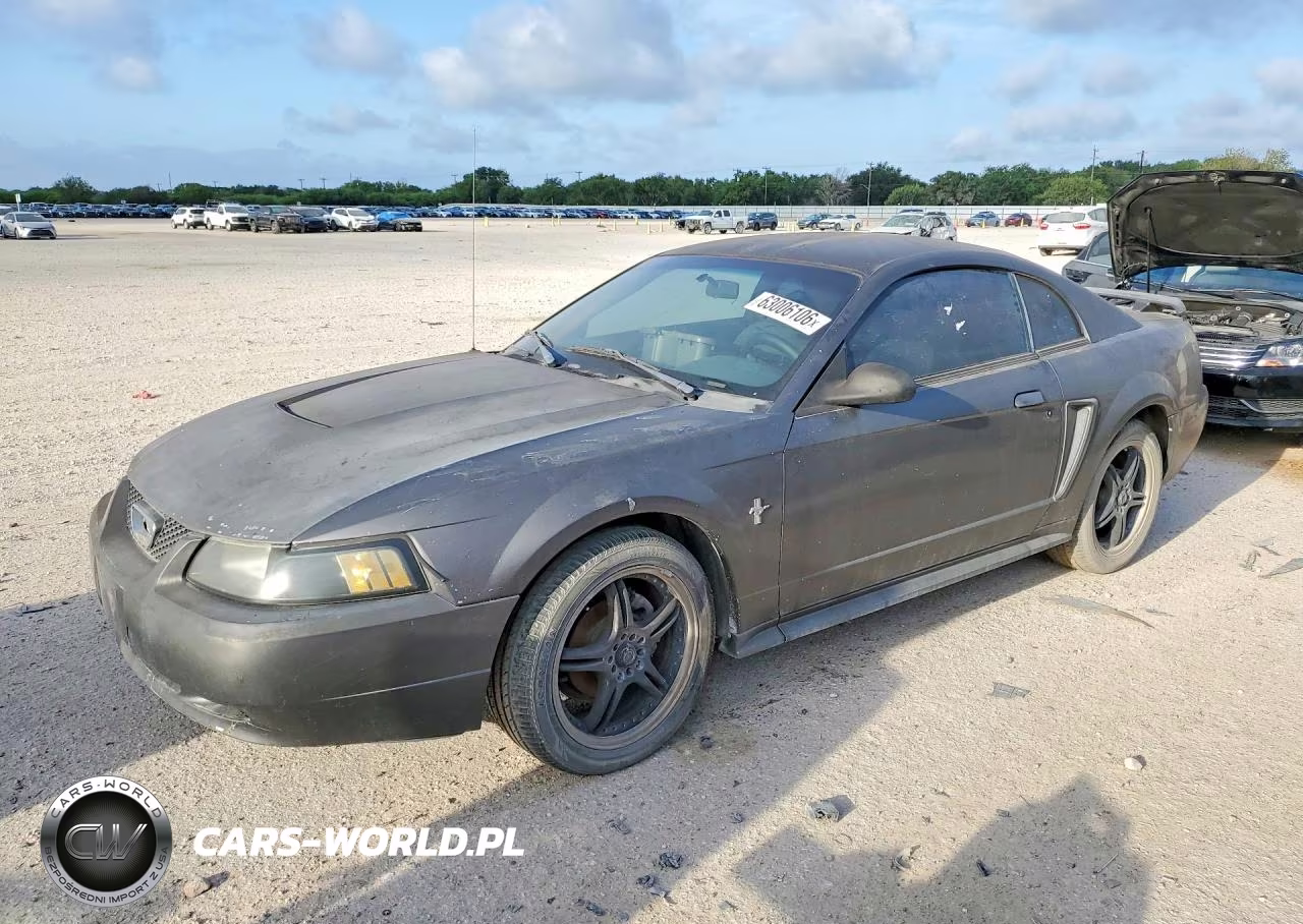 2003 Ford Mustang