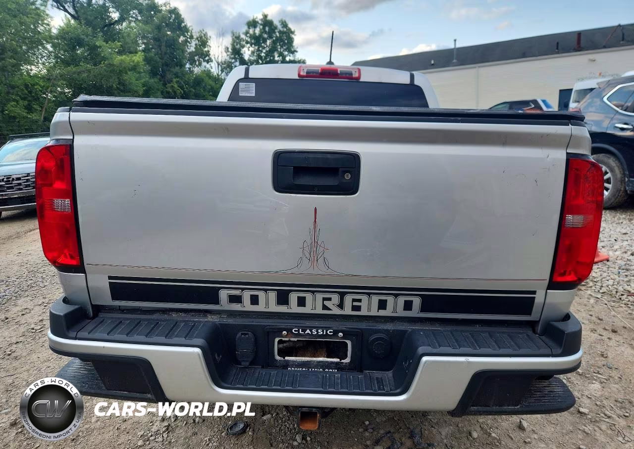 2015 Chevrolet Colorado Z71 VIN:1GCGTCE37F1185225 - 6