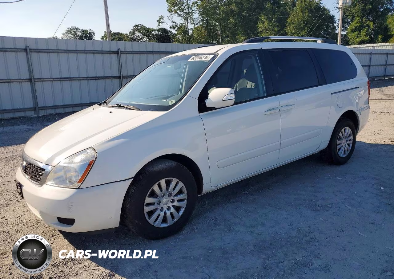 2012 Kia Sedona Lx