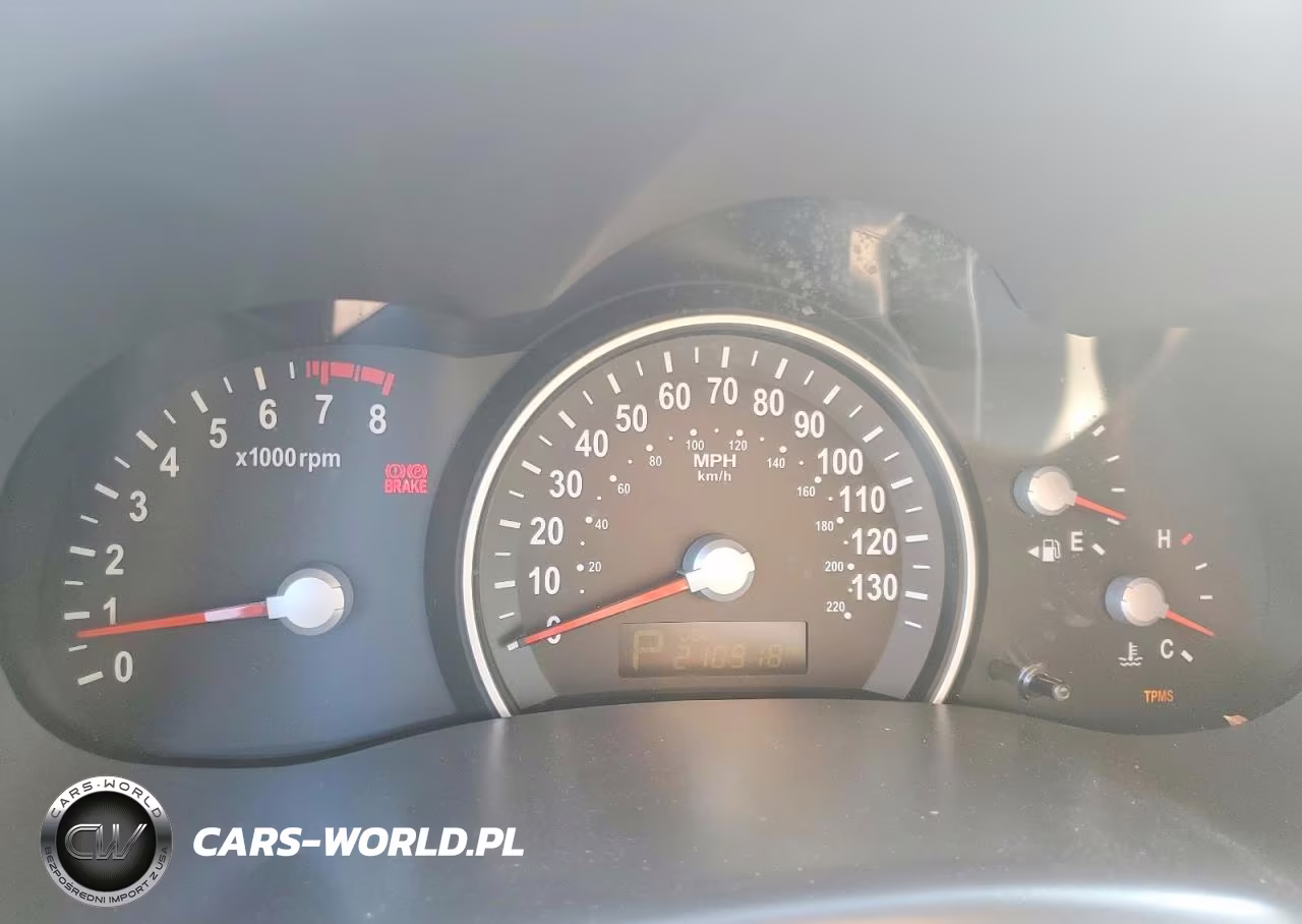 2012 Kia Sedona Lx VIN:KNDMG4C75C6440584 - 9