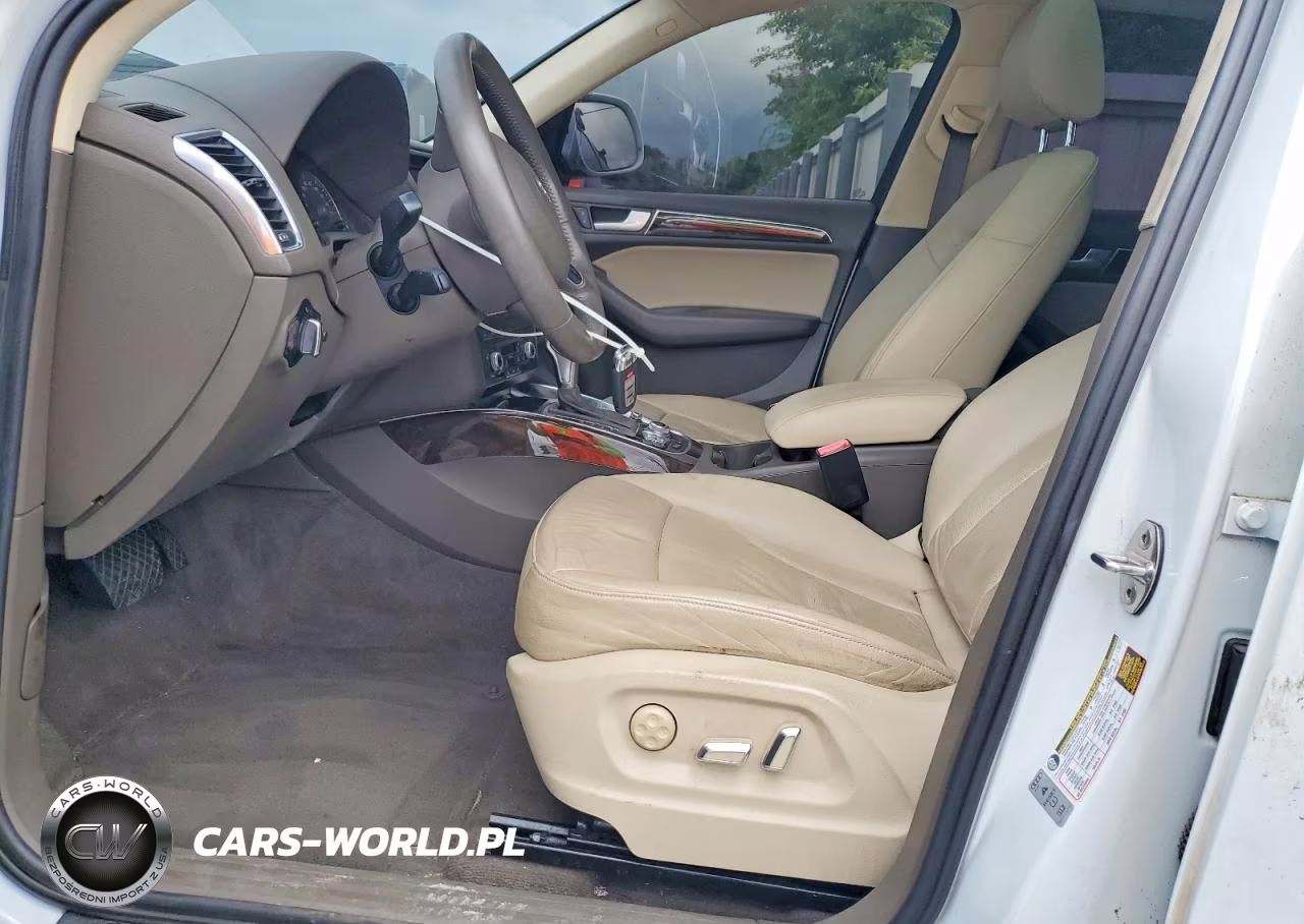 2014 Audi Q5 Premium Plus VIN:WA1LFAFP4EA131031 - 7