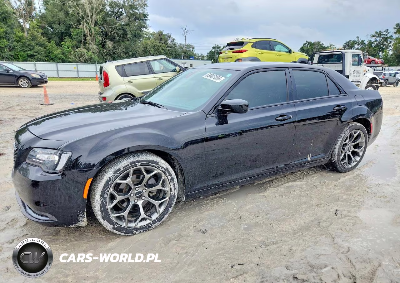 2016 Chrysler 300 S – zdjęcie 1 z 12