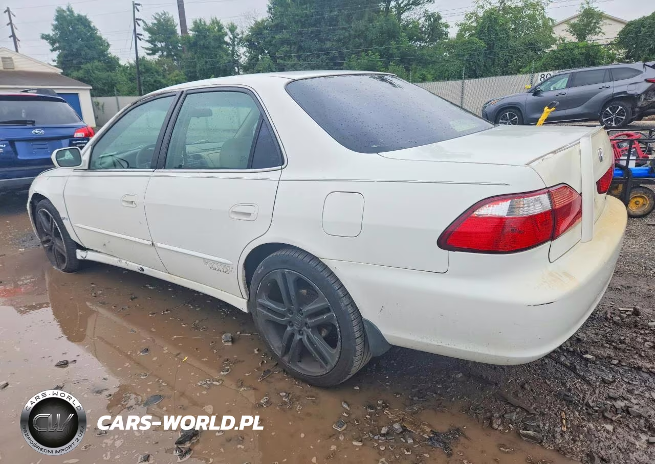 1999 Honda Accord Lx VIN:1HGCG1647XA018218 - 2