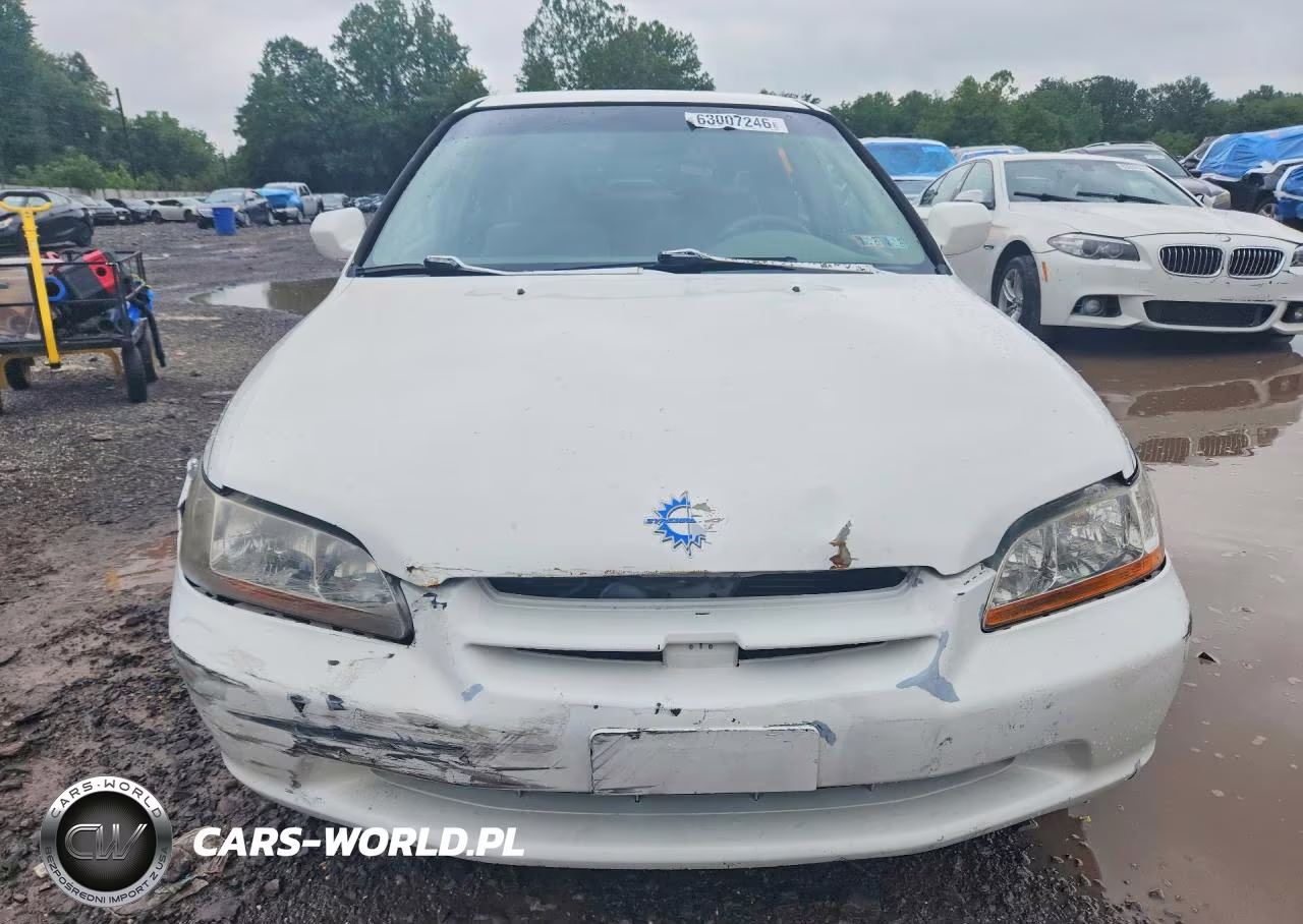 1999 Honda Accord Lx VIN:1HGCG1647XA018218 - 5