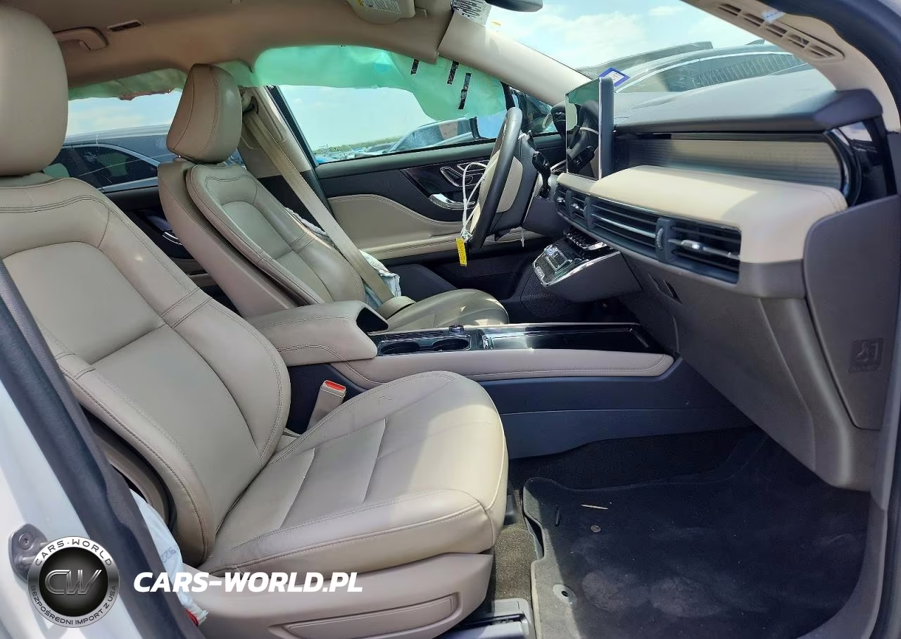 2023 Lincoln Corsair Standard VIN:5LMCJ1CA4PUL24262 - 7