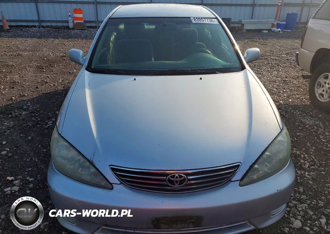 2005 Toyota Camry Le VIN:4T1BE32K25U538754 - 5