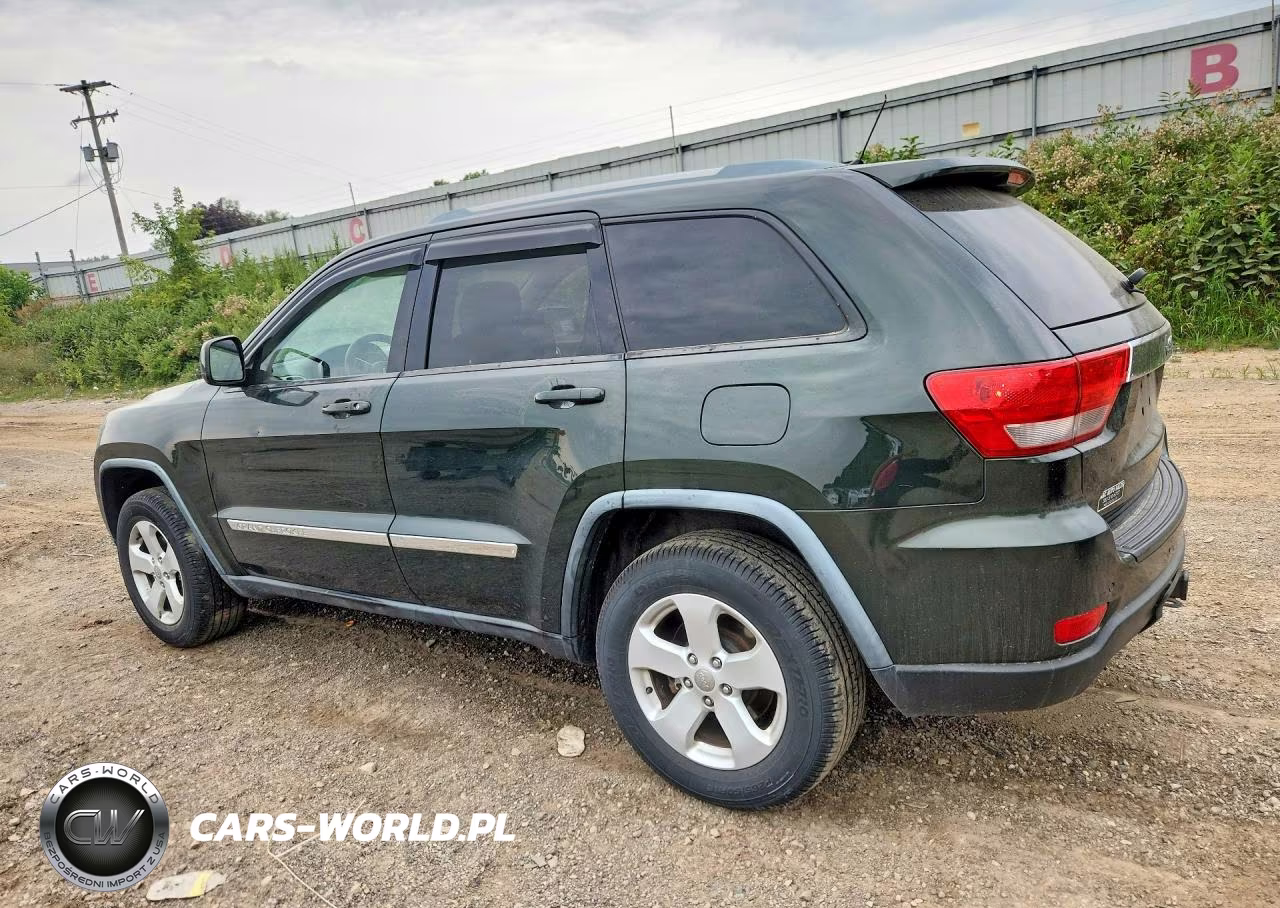 2011 Jeep Grand Cherokee Laredo VIN:1J4RR4GG3BC641825 - 2