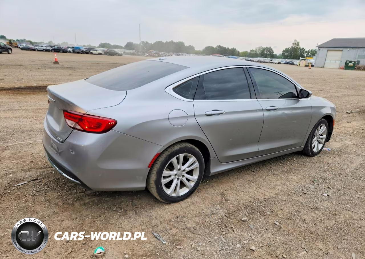 2015 Chrysler 200 Limited VIN:1C3CCCAB4FN666784 - 3