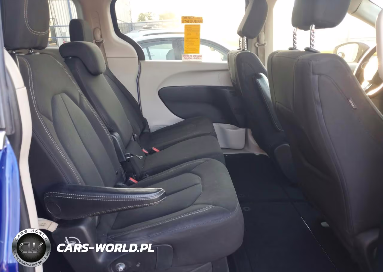 2021 Chrysler Voyager Lx VIN:2C4RC1CG5MR557169 - 11