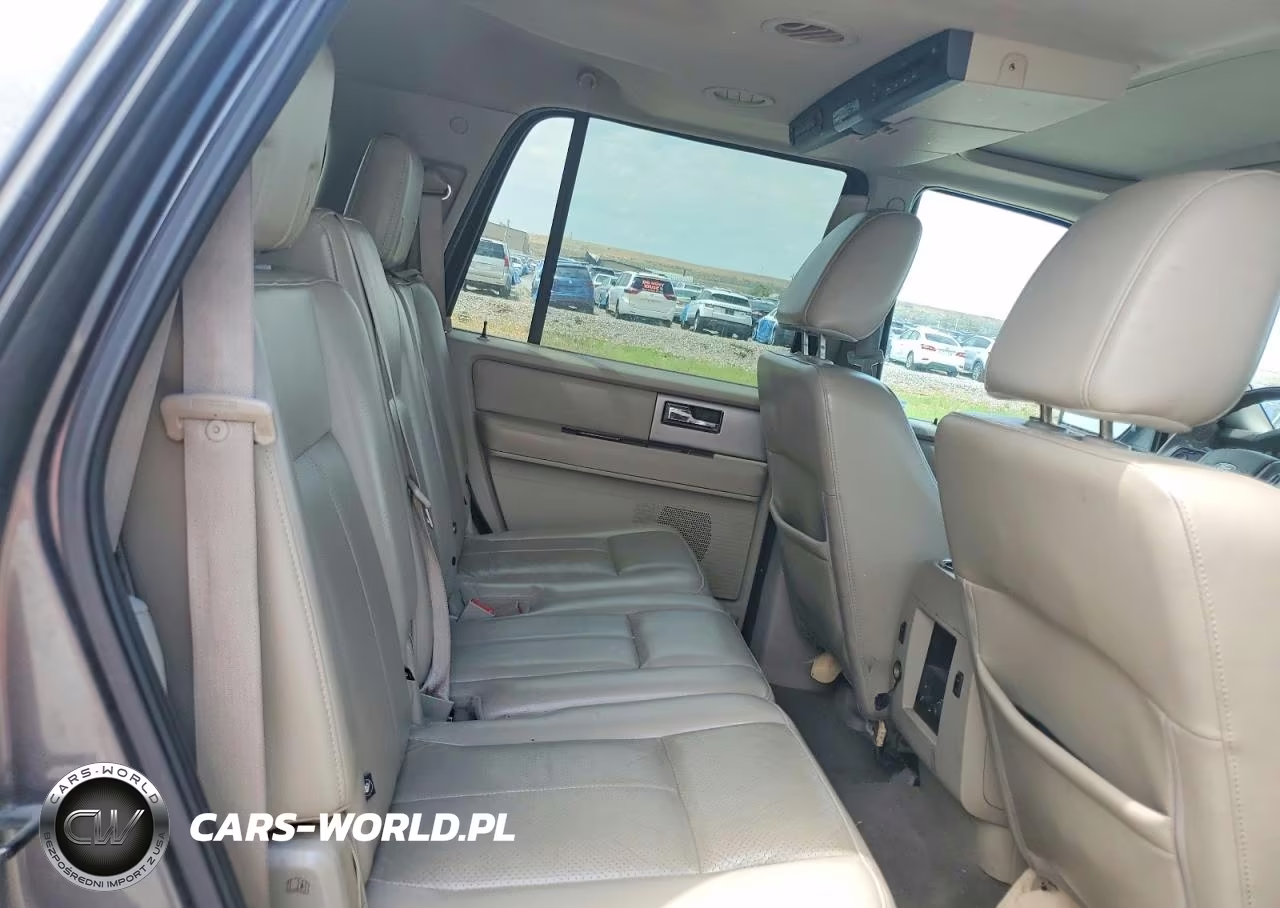 2010 Ford Expedition Limited VIN:1FMJU2A53AEB61389 - 10