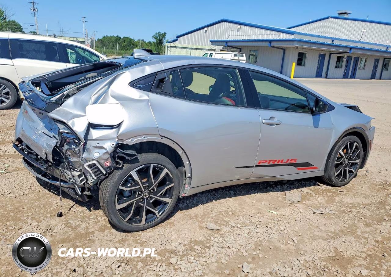 2024 Toyota Prius Prime Xse VIN:JTDACACU0R3025234 - 3