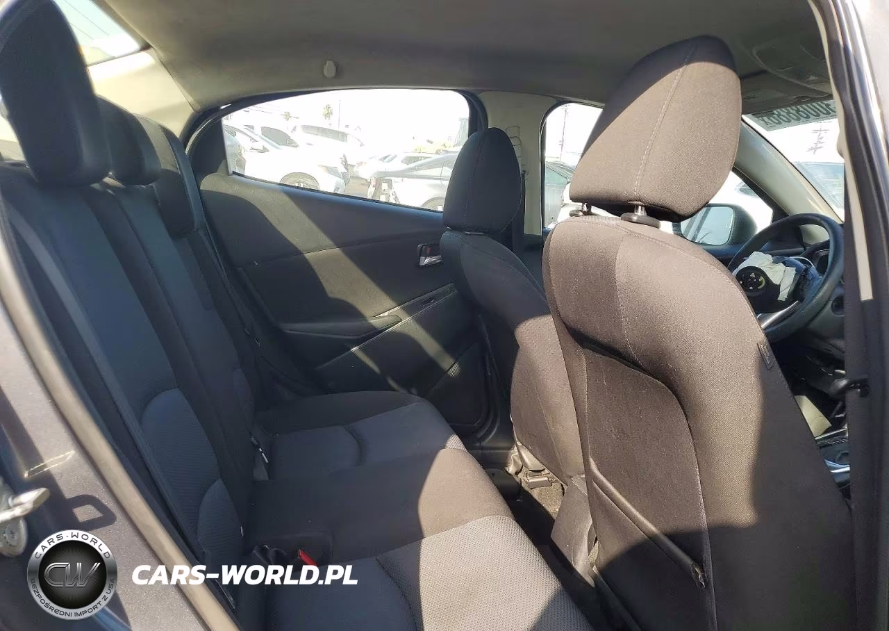 2017 Toyota Yaris Ia Base VIN:3MYDLBYV1HY160931 - 10