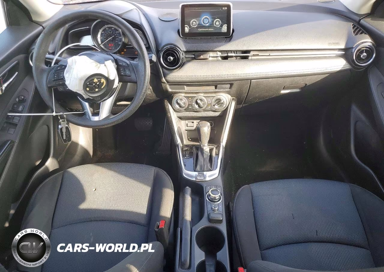 2017 Toyota Yaris Ia Base VIN:3MYDLBYV1HY160931 - 8