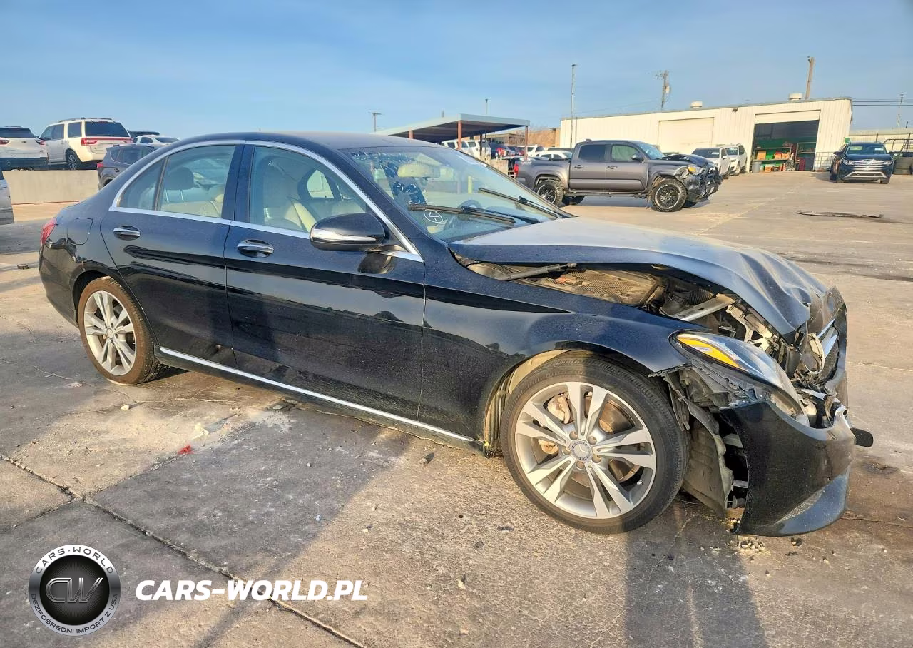 2015 Mercedes-Benz C 300 VIN:55SWF4JB1FU084385 - 4
