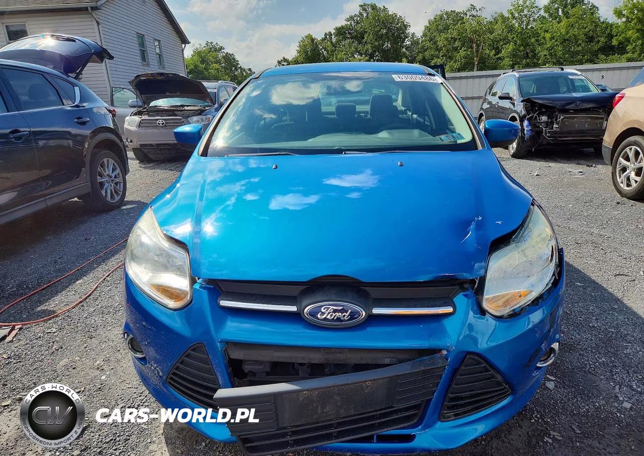 2012 Ford Focus Se VIN:1FAHP3F22CL233220 - 5