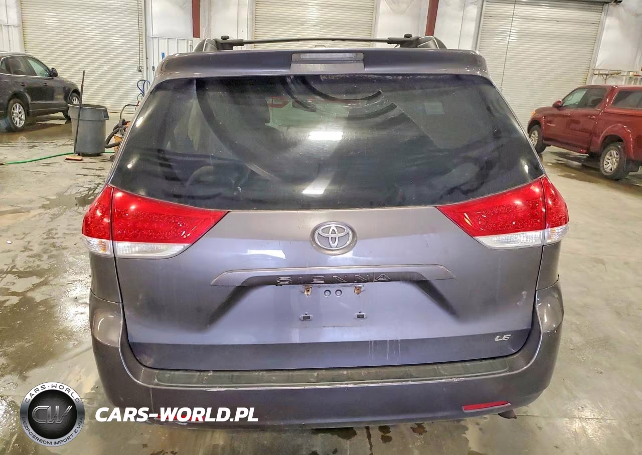 2013 Toyota Sienna Le VIN:5TDKK3DC5DS369951 - 6