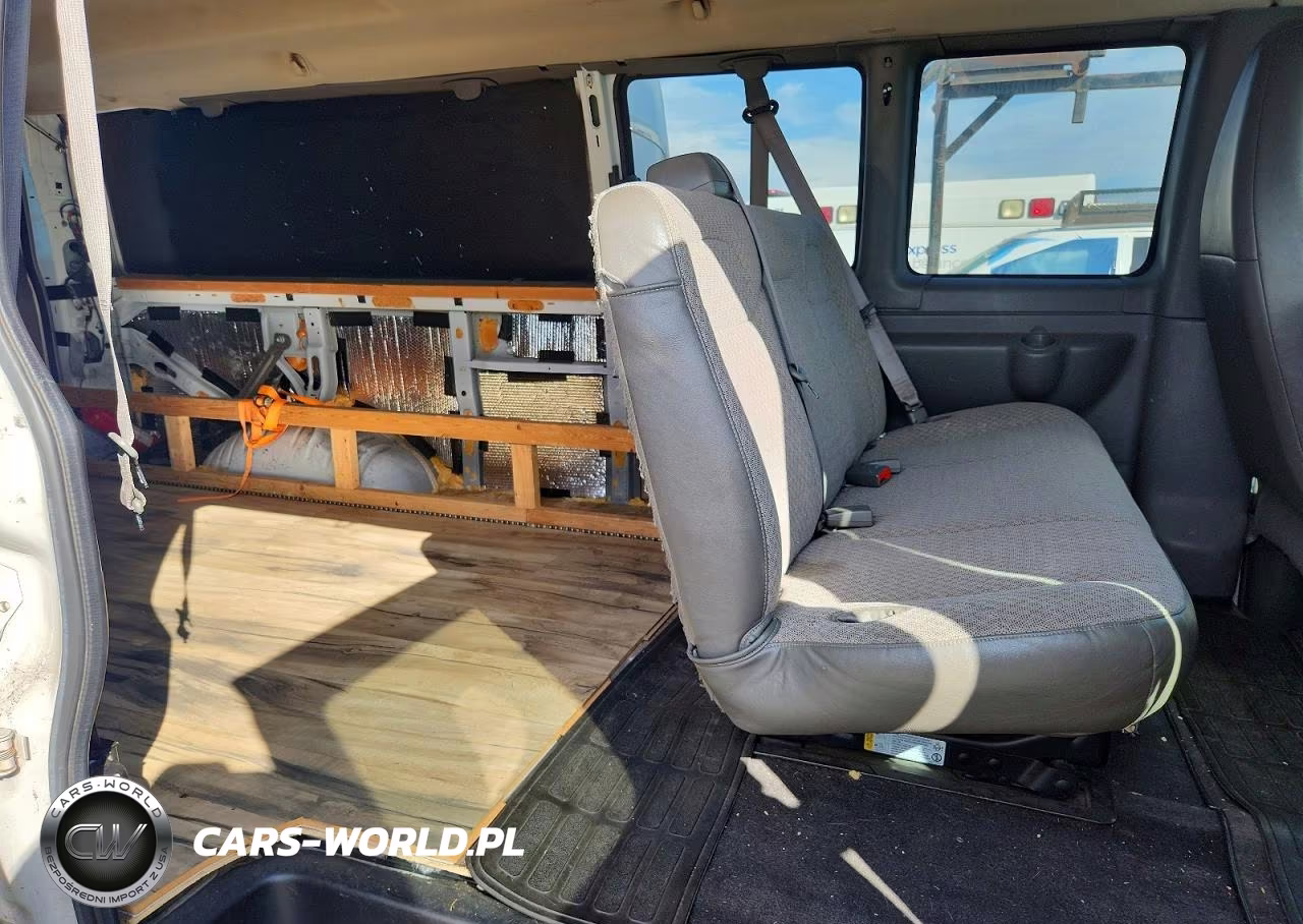 2015 Chevrolet Express G3500 Lt VIN:1GAZG1FG9F1106763 - 11