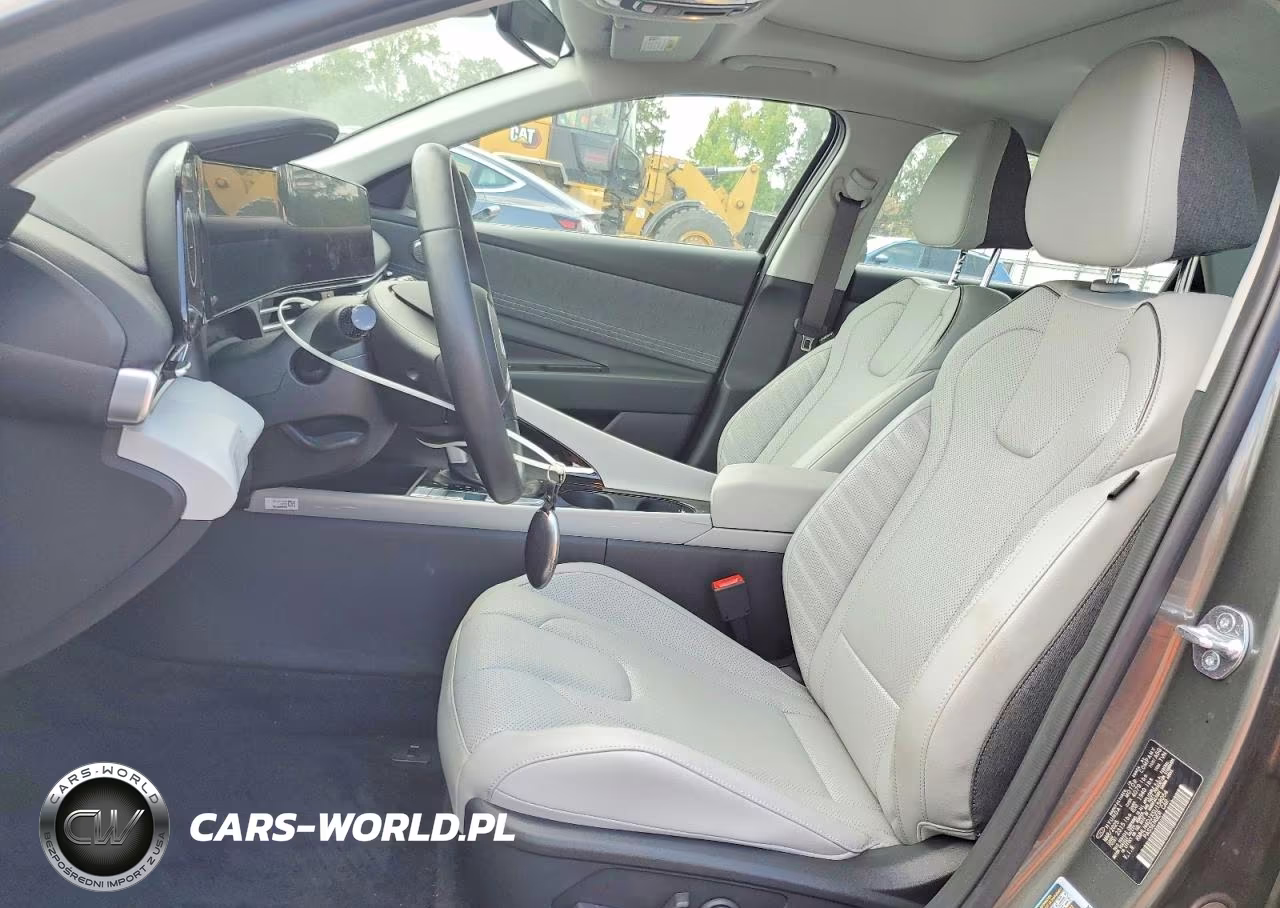 2025 Hyundai Elantra Limited VIN:KMHLN4DJXSU158054 - 7