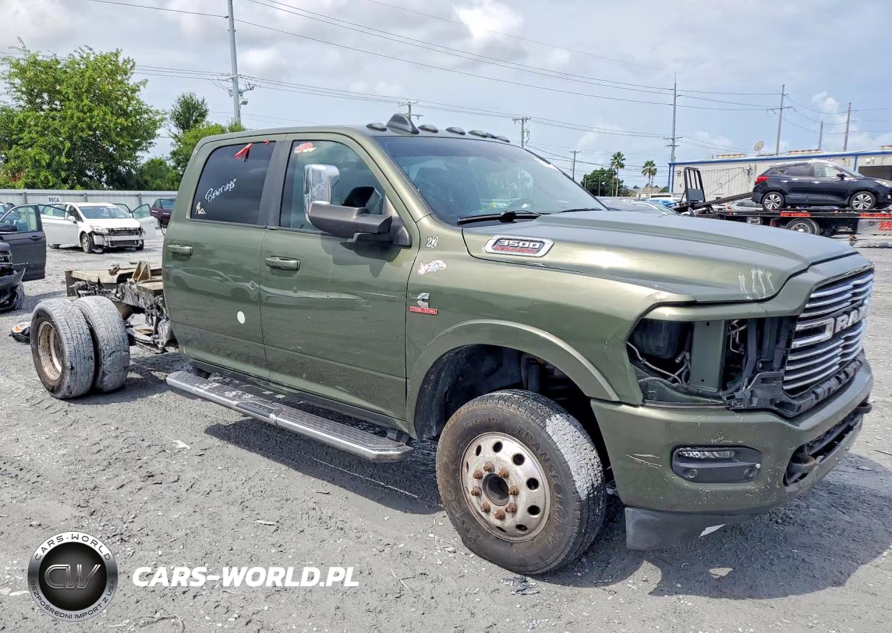 2021 Ram 3500 Laramie VIN:3C63RRJL5MG551758 - 4
