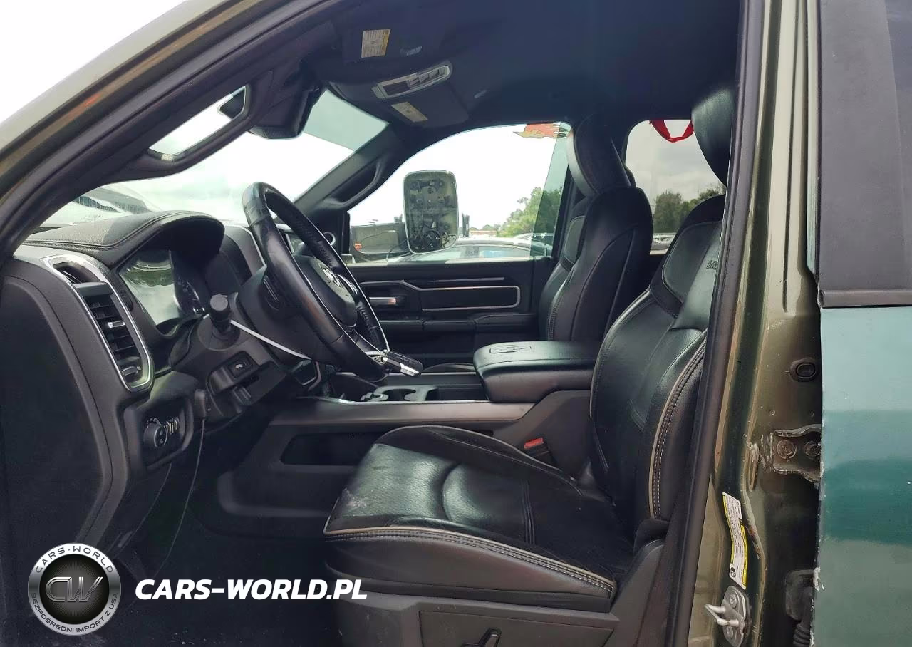 2021 Ram 3500 Laramie VIN:3C63RRJL5MG551758 - 7